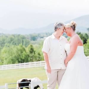 Meet your Posher, Joy